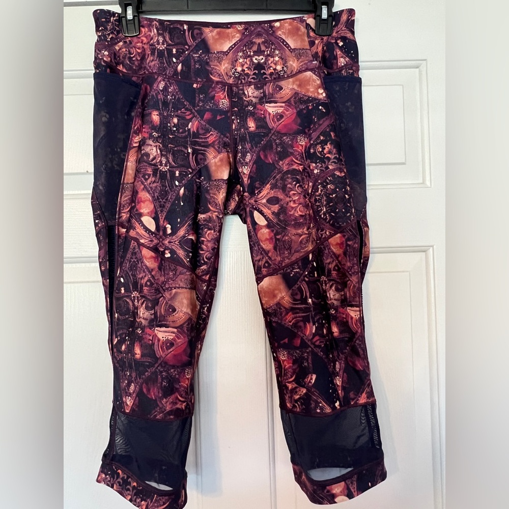 CALIA Carrie Underwood Sand Mandala Crop Leggings Size XL